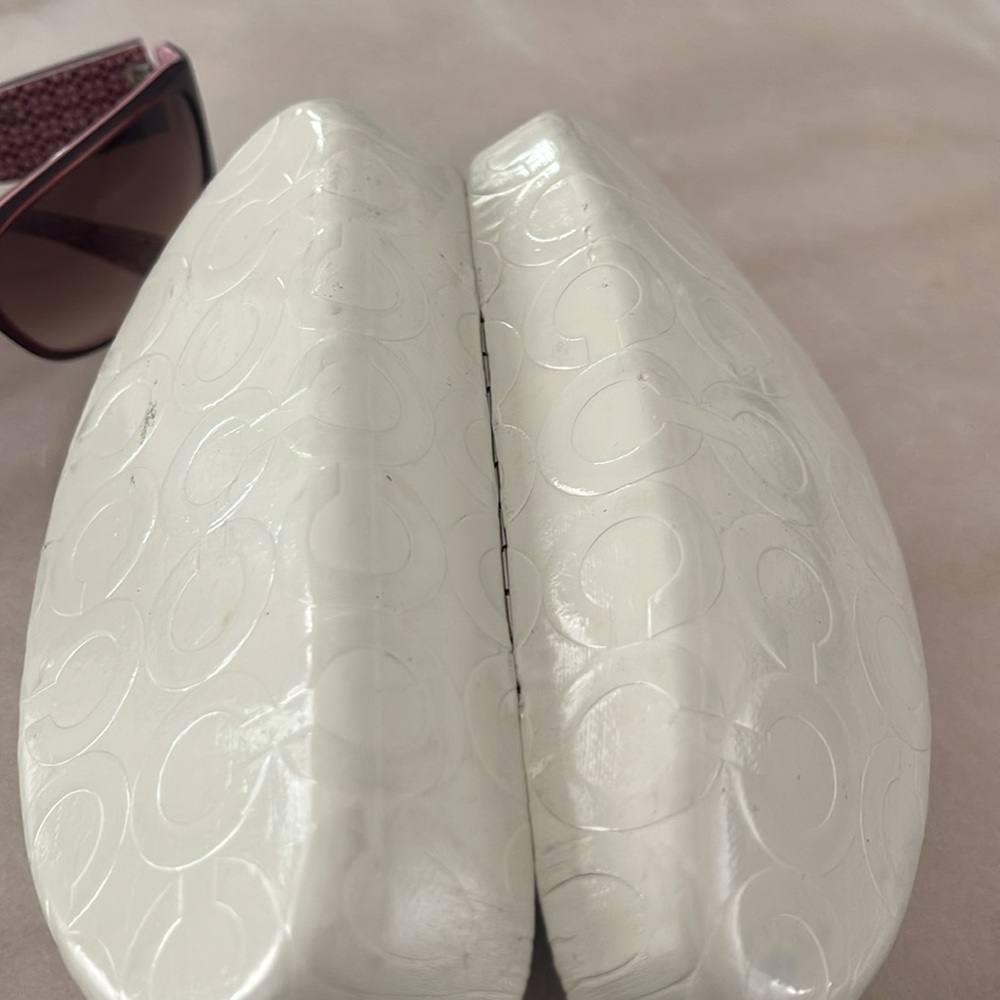 Sunglasses - Picture 6 of 6